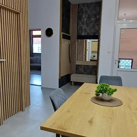 Apartament City Break 2, promenada, przy jeziorze *