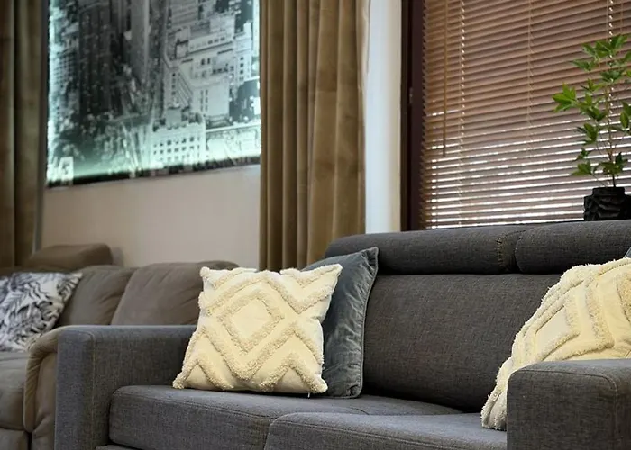 Break 2, Promenada, Przy Jeziorze